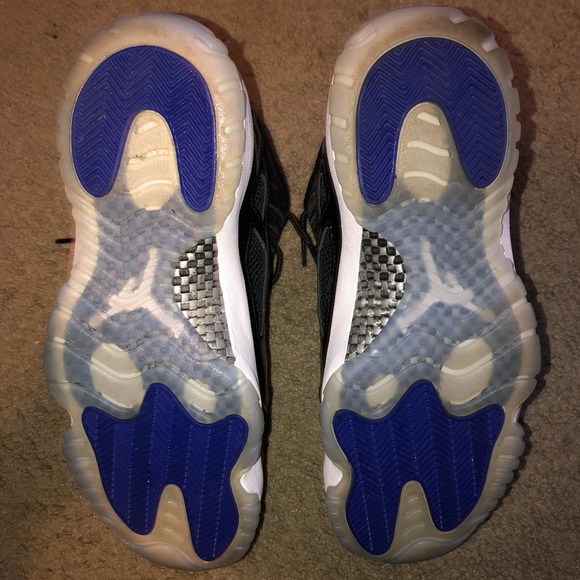 Jordan 11 ie “spacejam” size 11 - Picture 4 of 5